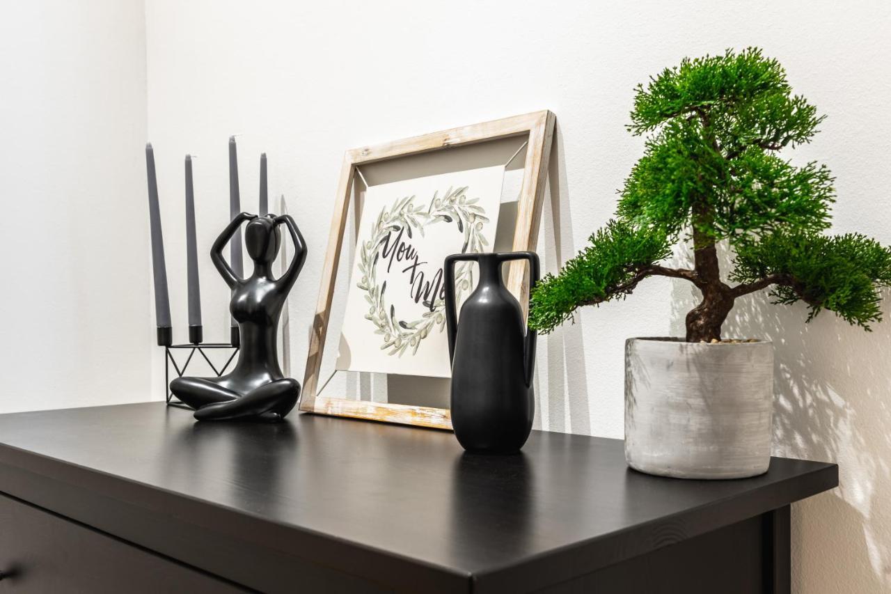 Stylish Designed Apartment In A Calm District Wien Exteriör bild