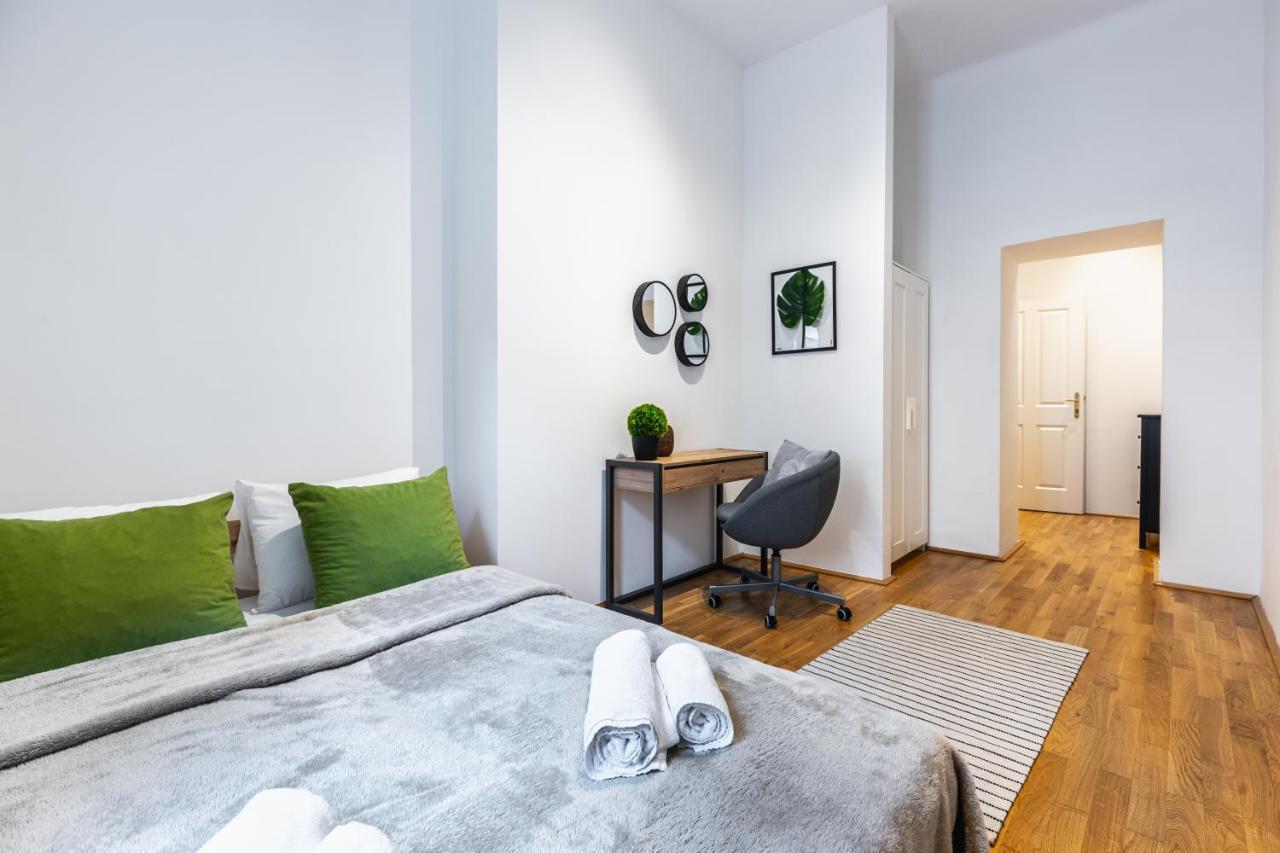 Stylish Designed Apartment In A Calm District Wien Exteriör bild