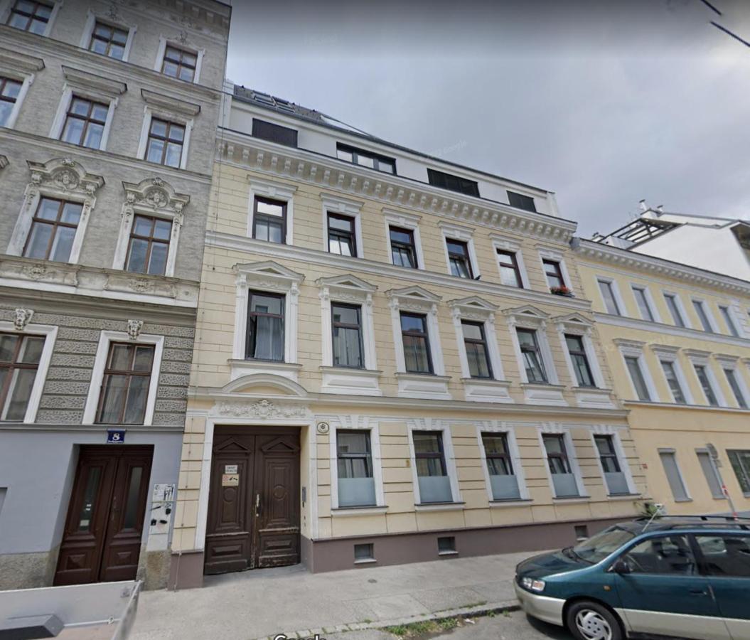 Stylish Designed Apartment In A Calm District Wien Exteriör bild